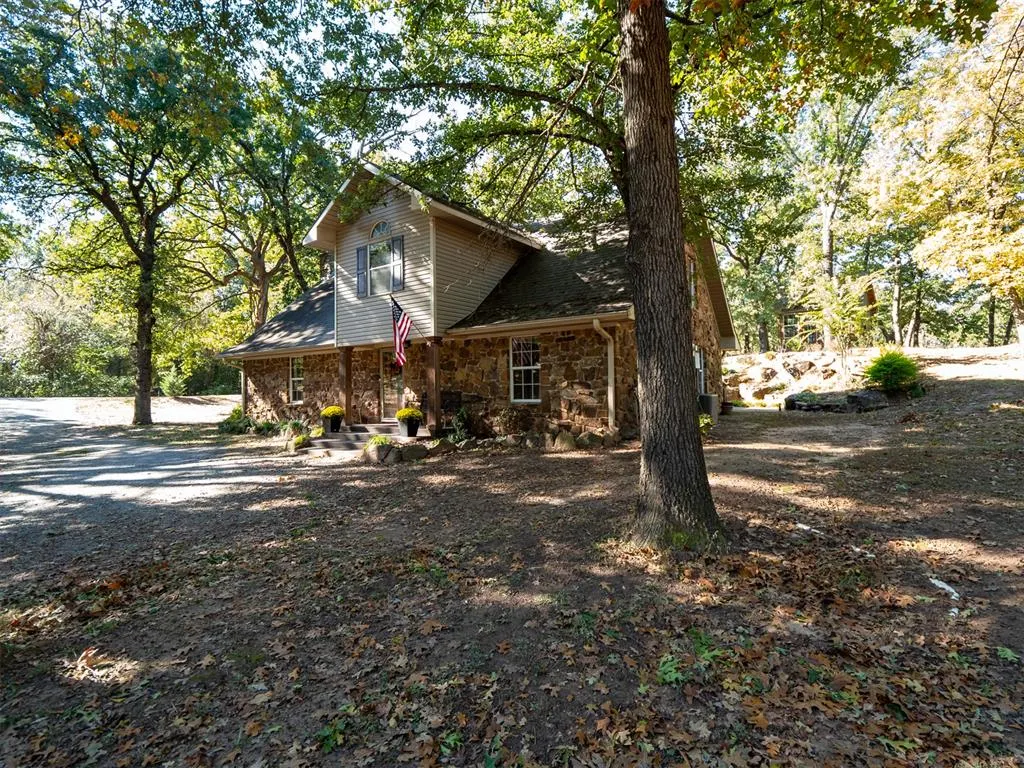 Photo 4 — 17 Rustic Oaks Drive, Shawnee, OK 74804