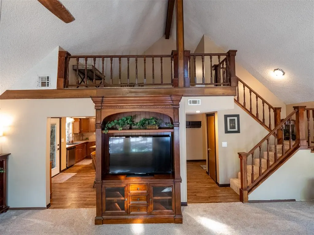 Photo 10 — 17 Rustic Oaks Drive, Shawnee, OK 74804