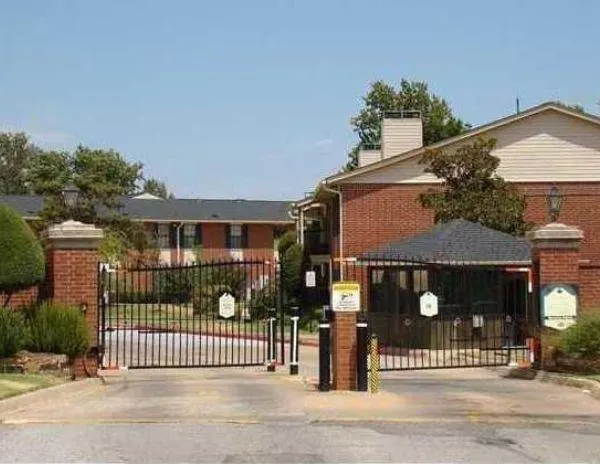 Photo 2 — 4400 Hemingway Drive 228, Oklahoma City, OK 73118