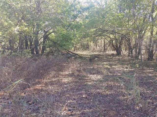 Photo 4 — 408 Red Rock Rd Road, Tuttle, OK 73089