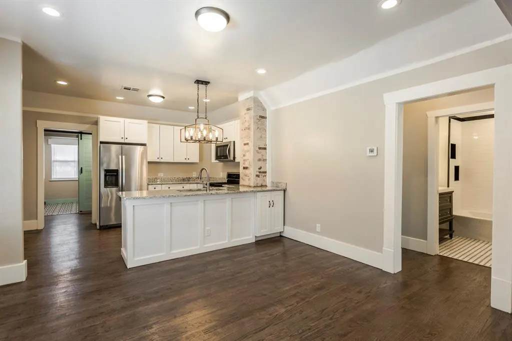 Photo 17 — 1607 NE 11th Street, Oklahoma City, OK 73117