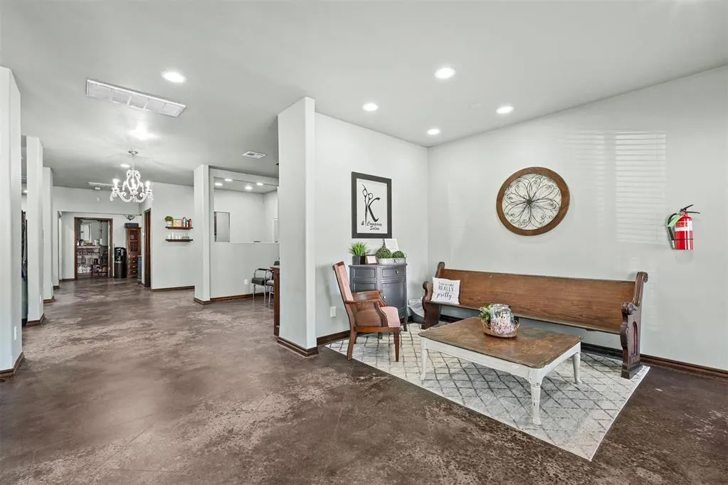 Photo 6 — 116 S Main Street, Blanchard, OK 73010