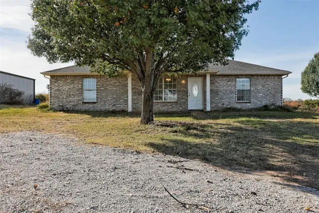 Photo 2 — 44105 E 1070 Road, Meeker, OK 74855