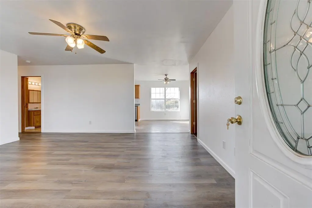 Photo 5 — 44105 E 1070 Road, Meeker, OK 74855