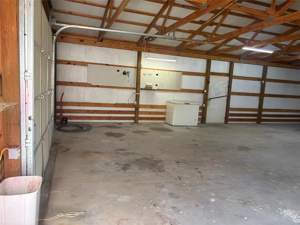 Photo 34 — 44105 E 1070 Road, Meeker, OK 74855