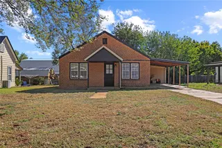 Sold home at 514 W Tom Stafford Street
