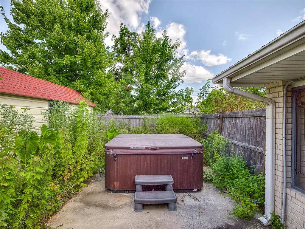 Photo 24 — 1305 SE 15th Street, Wagoner, OK 74467