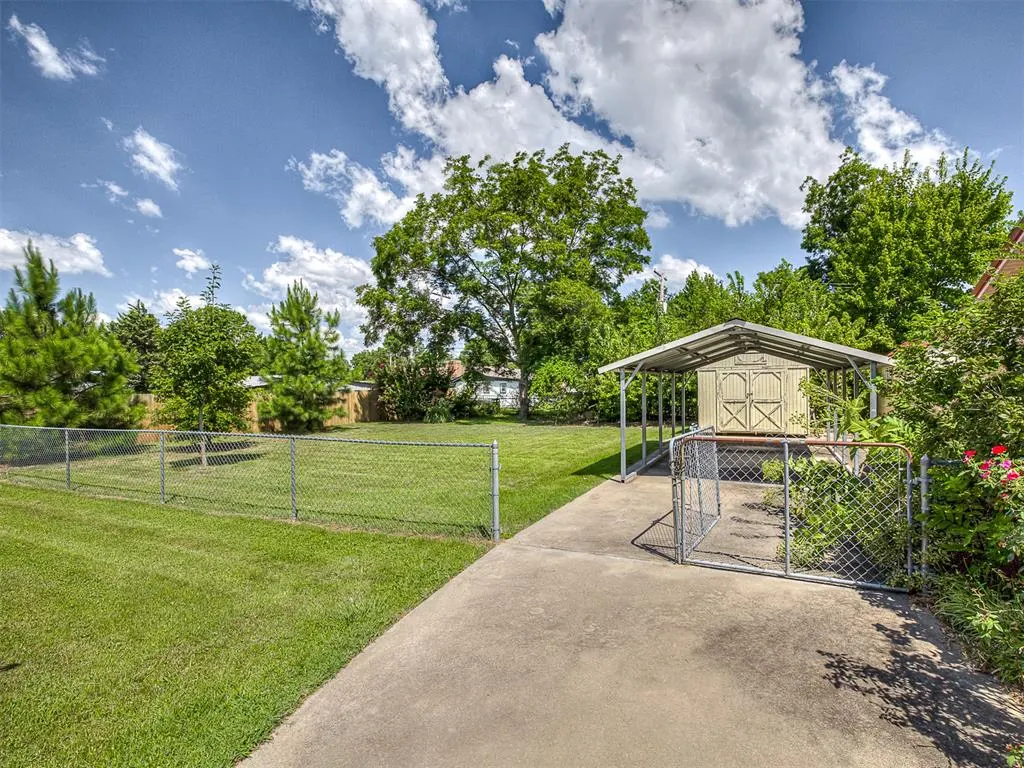 Photo 25 — 1305 SE 15th Street, Wagoner, OK 74467