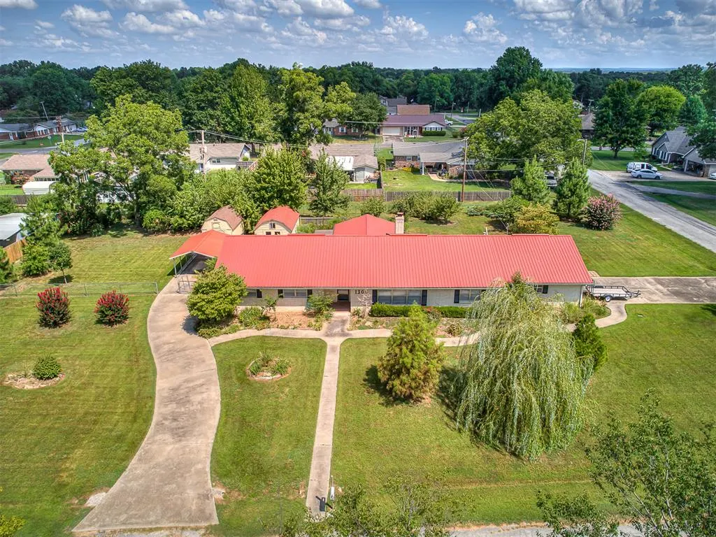 Photo 26 — 1305 SE 15th Street, Wagoner, OK 74467