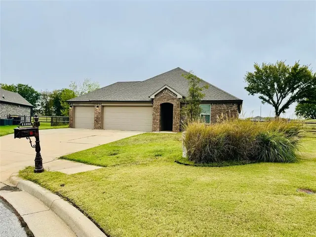 Photo 2 — 11352 E 281st East Place, Coweta, OK 74429