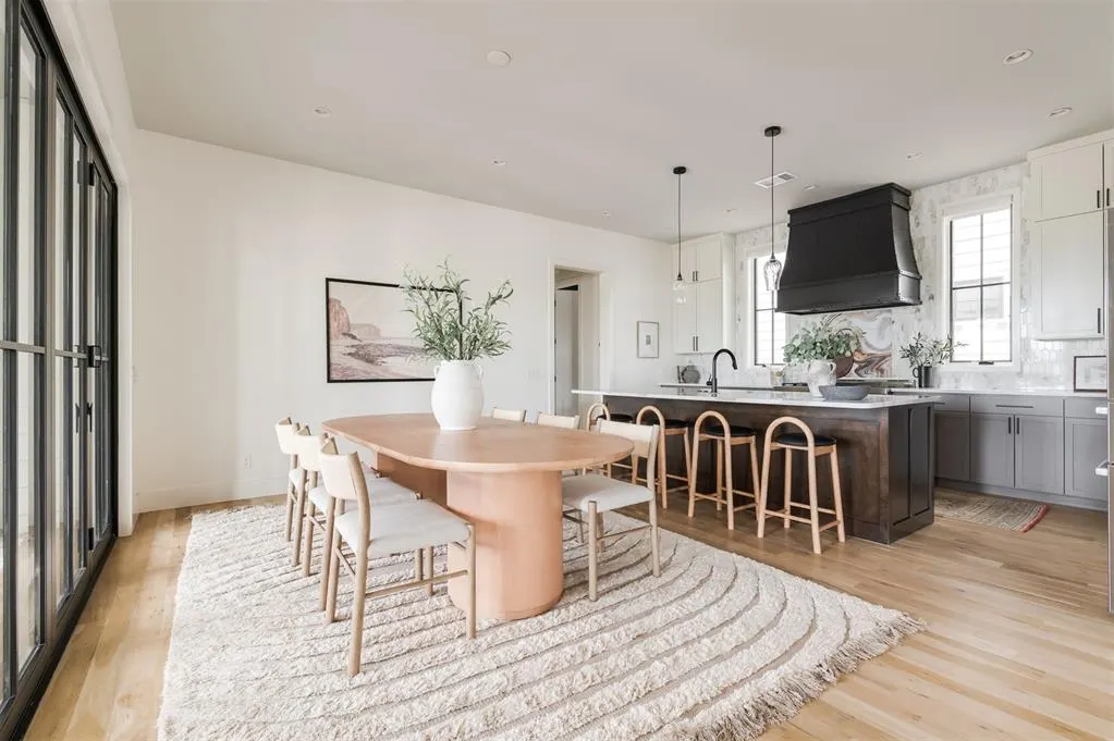 Photo 6 — 1700 Runway Boulevard, Oklahoma City, OK 73108
