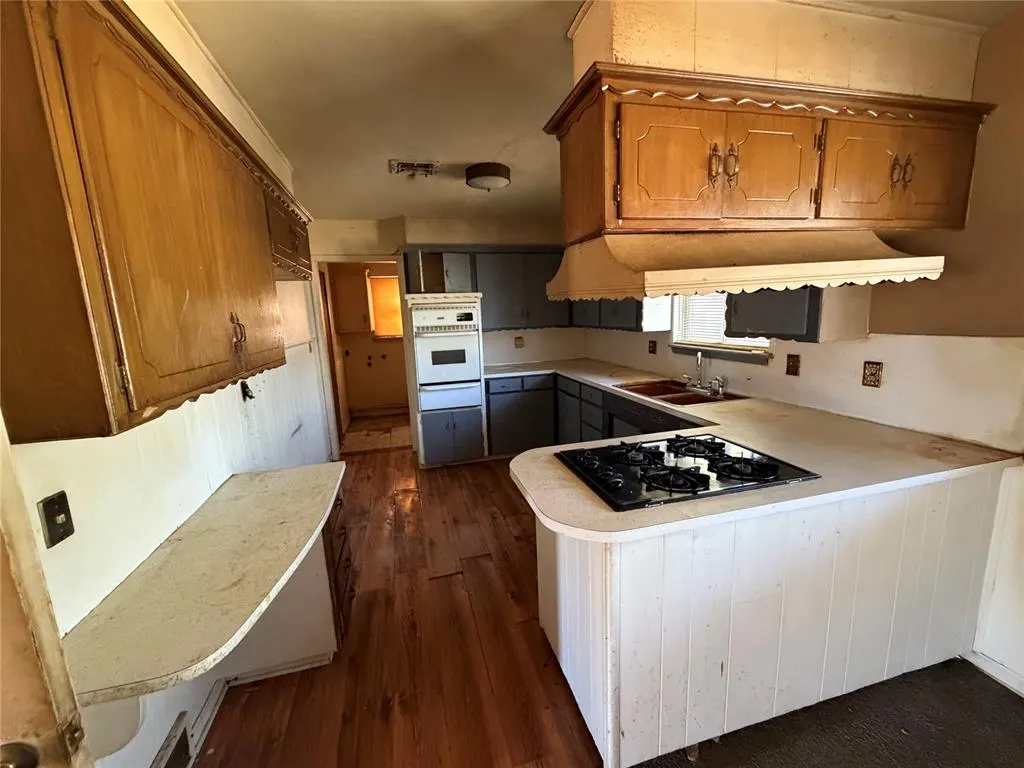 Photo 7 — 29 NE 65th Street, Oklahoma City, OK 73105