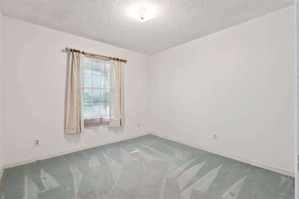 Photo 34 — 417 W Douglas Drive, Midwest City, OK 73110