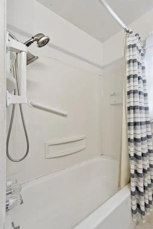Photo 37 — 417 W Douglas Drive, Midwest City, OK 73110
