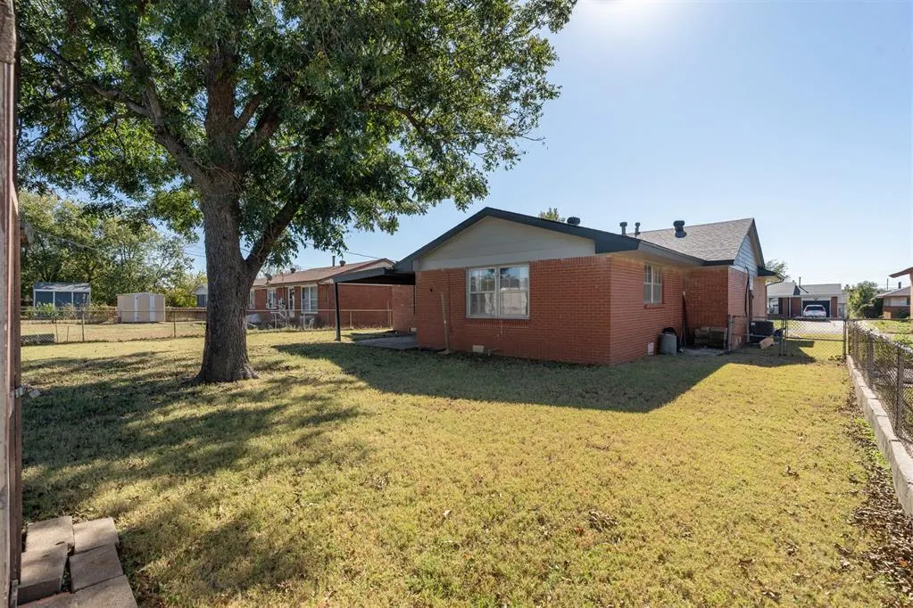 Photo 49 — 417 W Douglas Drive, Midwest City, OK 73110