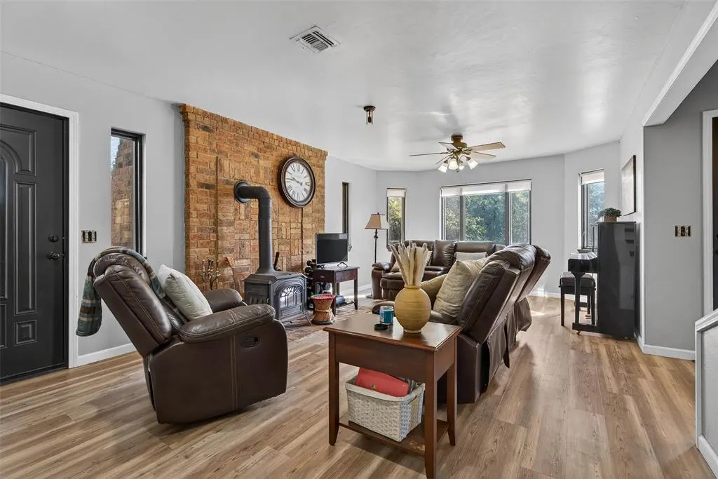 Photo 5 — 483 County Street 2753, Minco, OK 73059