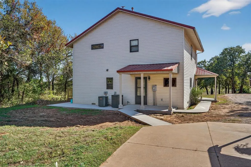 Photo 36 — 483 County Street 2753, Minco, OK 73059