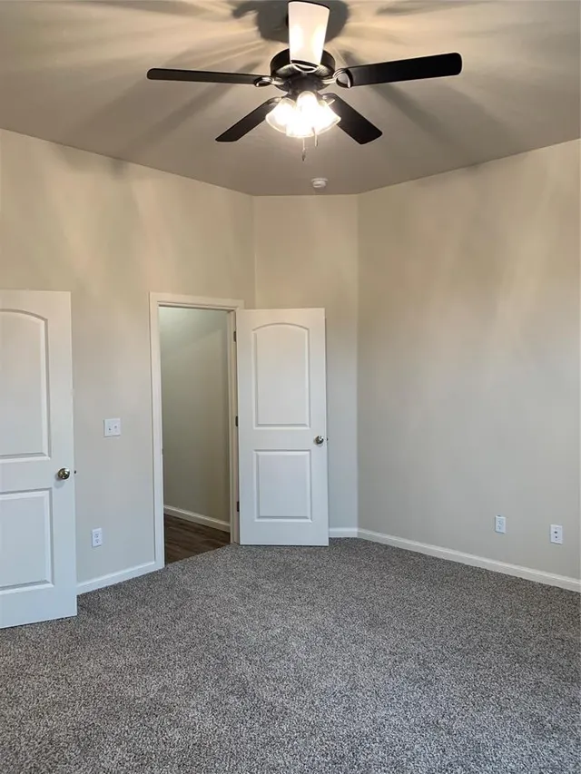 Photo 6 — 3219 Enclave Place, Norman, OK 73072