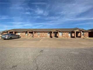 Sold home at 2001 Lynn Lane #2