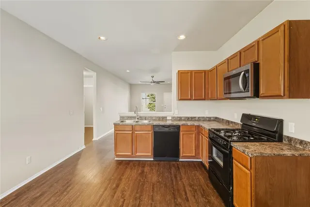 Photo 7 — 7517 Lipizzan Road, Oklahoma City, OK 73132