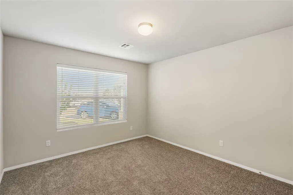 Photo 10 — 7517 Lipizzan Road, Oklahoma City, OK 73132
