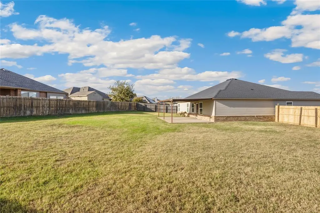 Photo 17 — 7517 Lipizzan Road, Oklahoma City, OK 73132