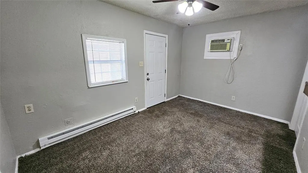 Photo 4 — 2308 NW 12th Street 3, Oklahoma City, OK 73107