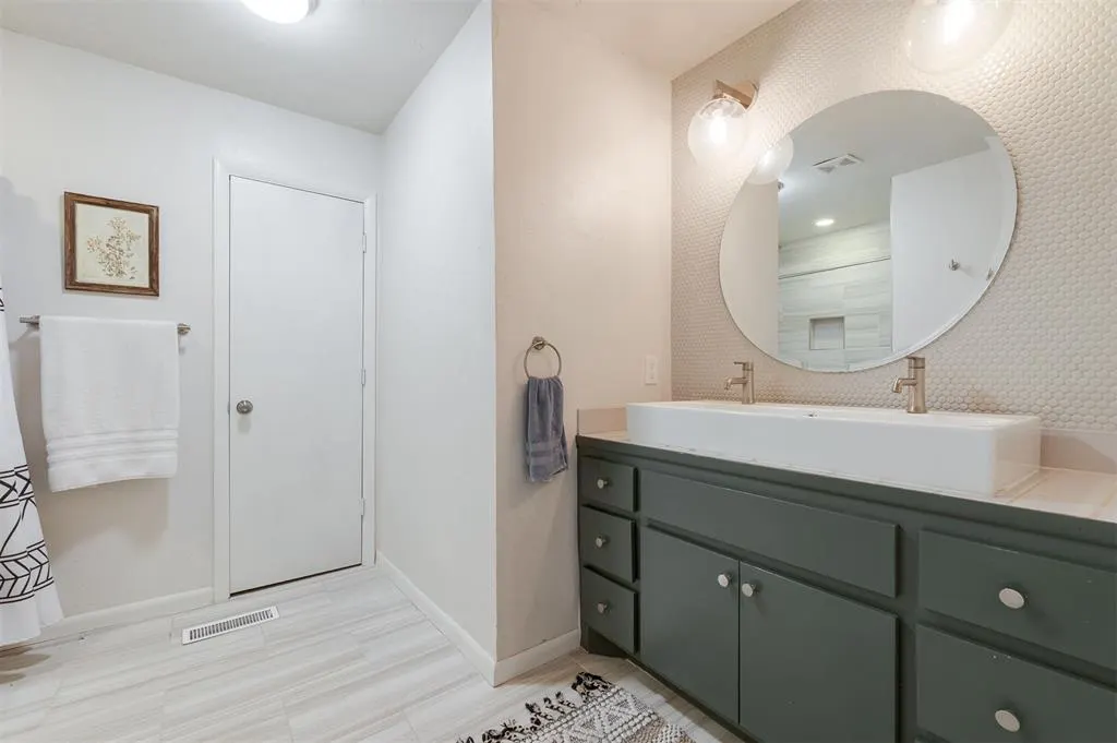 Photo 39 — 3128 NW 69th Street, Oklahoma City, OK 73116