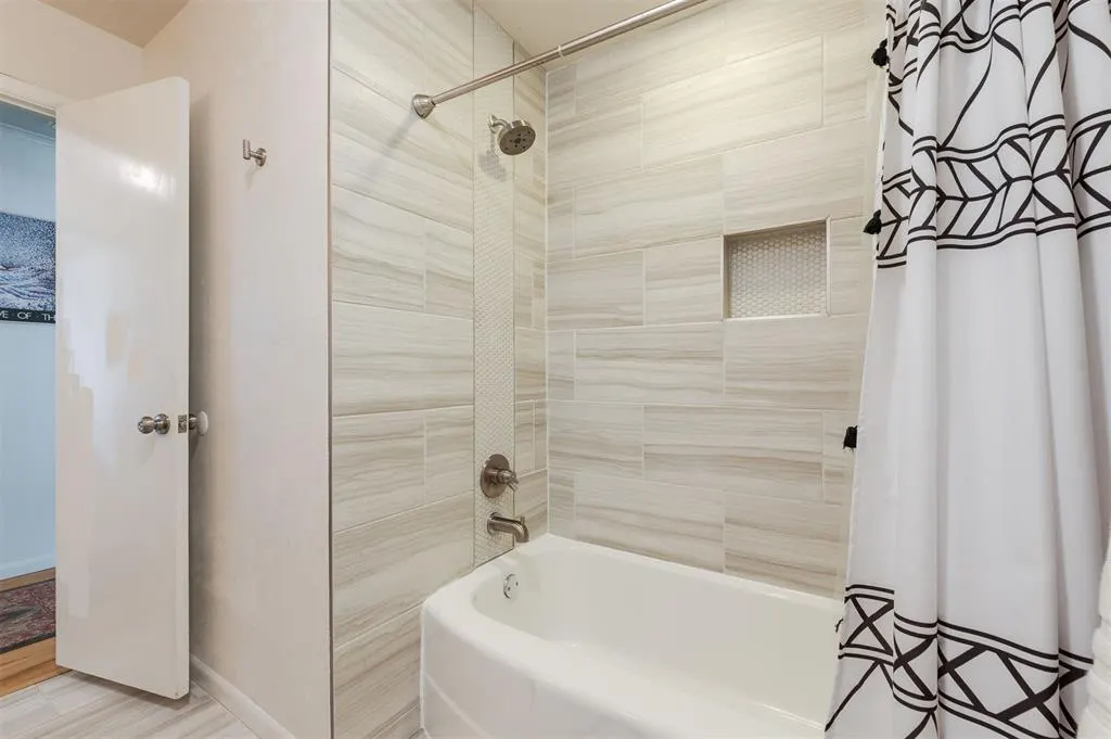 Photo 41 — 3128 NW 69th Street, Oklahoma City, OK 73116