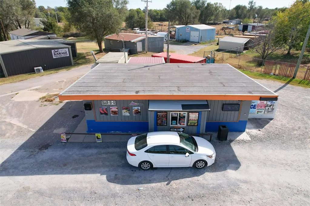 Photo 41 — 100 S Carnegie Street, Carnegie, OK 73015