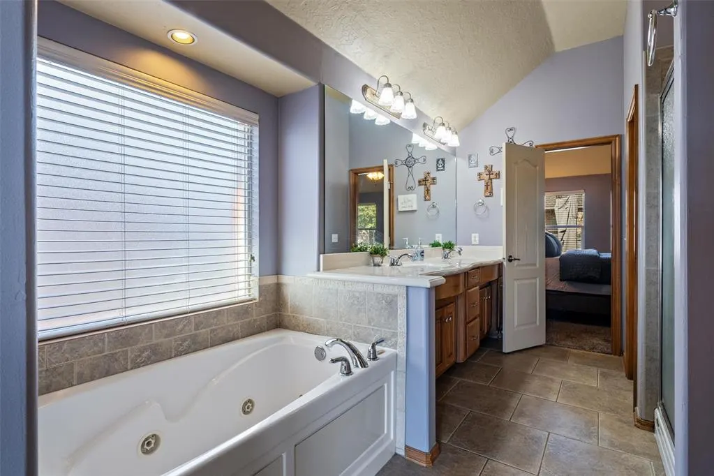 Photo 27 — 301 E Richmond Terrace, Mustang, OK 73064