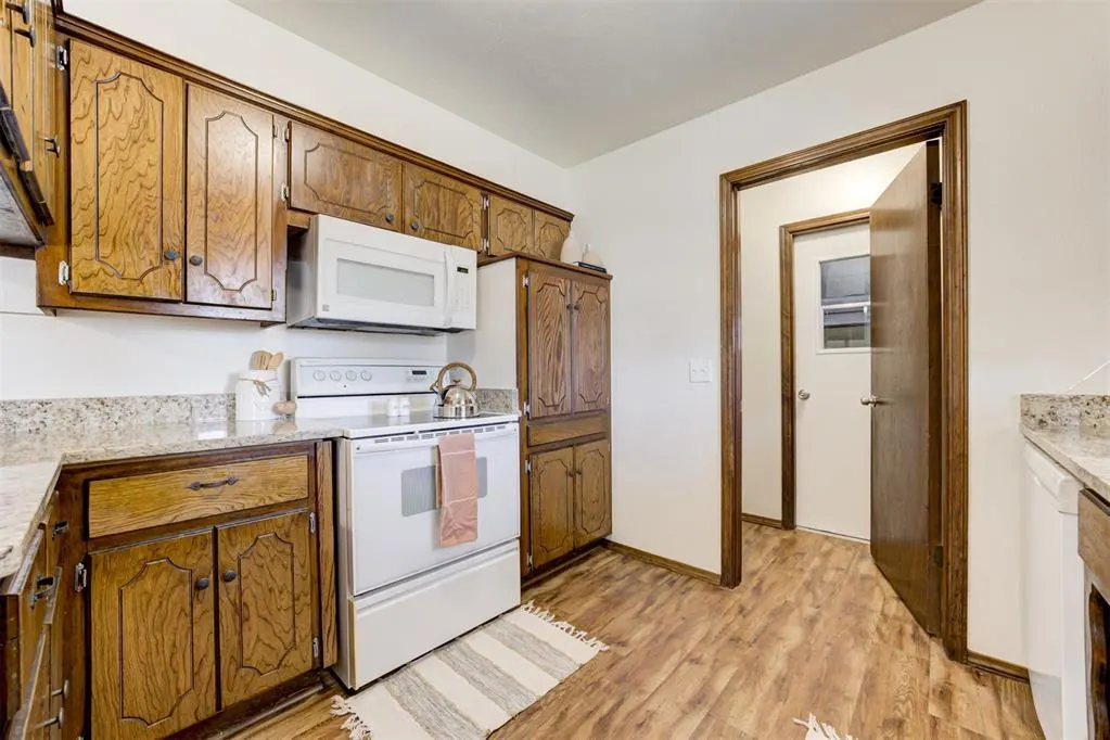 Photo 10 — 9101 S Winston Way, Oklahoma City, OK 73139