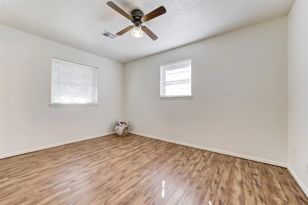 Photo 12 — 9101 S Winston Way, Oklahoma City, OK 73139