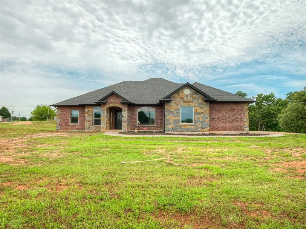 Photo 2 — 19855 Walker Road, McLoud, OK 74851