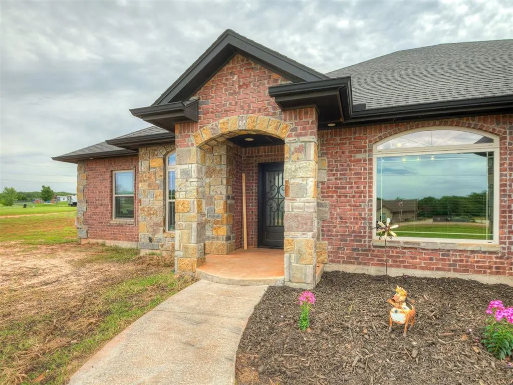 Photo 3 — 19855 Walker Road, McLoud, OK 74851