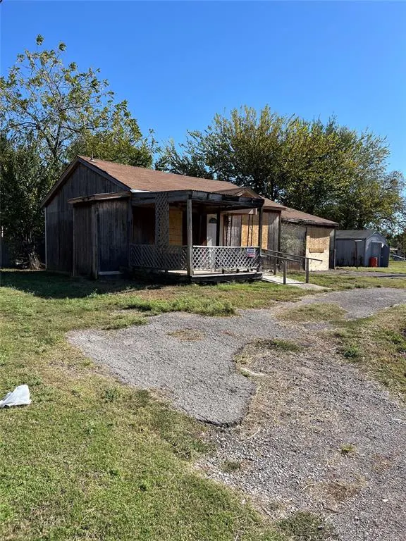 Photo 2 — 4712 S Byers Avenue, Oklahoma City, OK 73129
