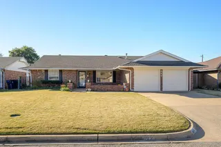 Sold home at 444 SW 64th Place