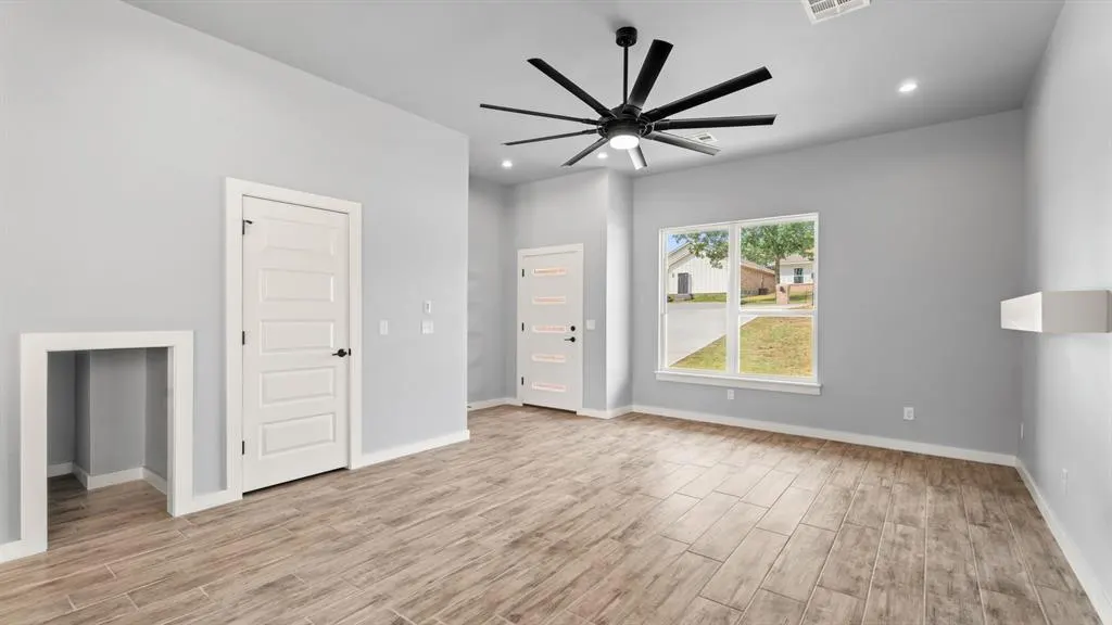 Photo 5 — 312 W 3rd Street, Arcadia, OK 73007