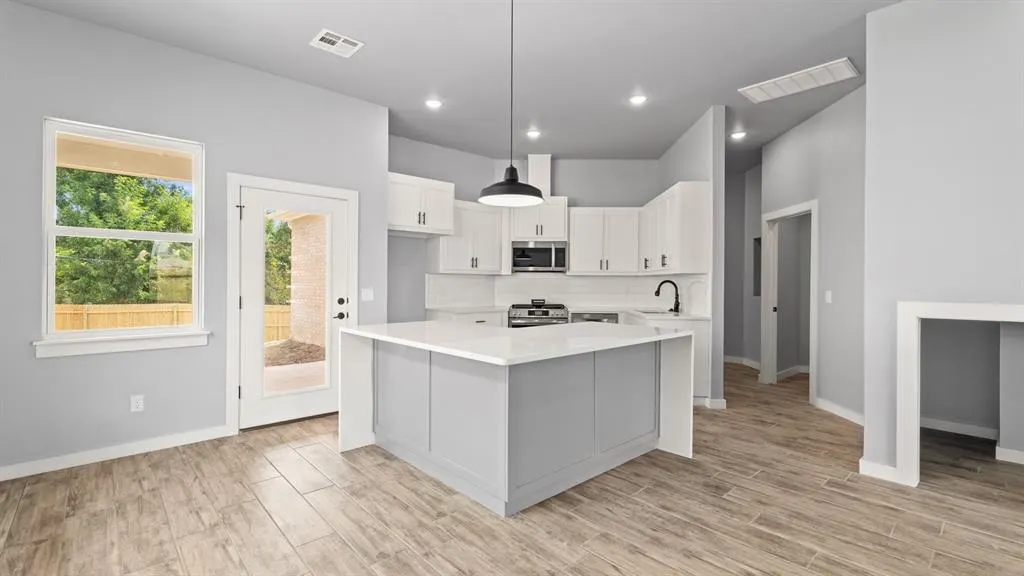 Photo 9 — 312 W 3rd Street, Arcadia, OK 73007
