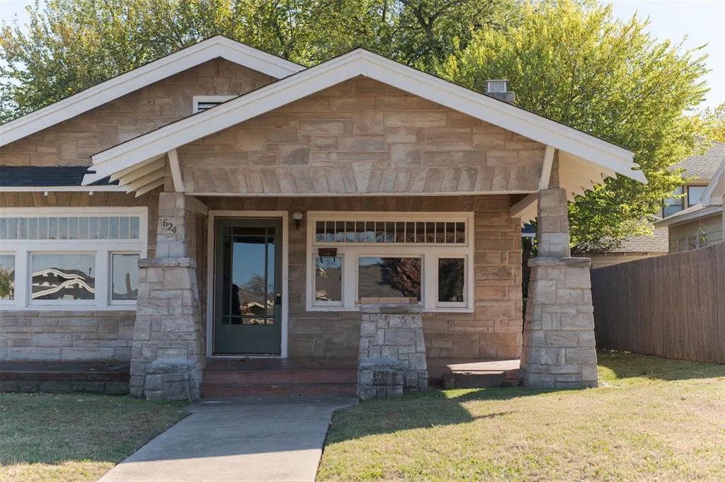 Photo 3 — 624 NW 22nd Street, Oklahoma City, OK 73103