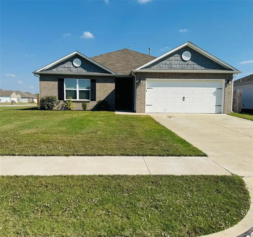 Photo 4 — 14233 N 73rd East Avenue, Collinsville, OK 74021