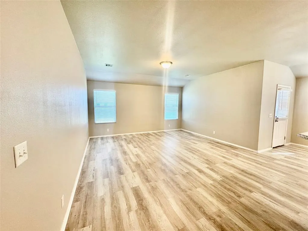 Photo 10 — 14233 N 73rd East Avenue, Collinsville, OK 74021