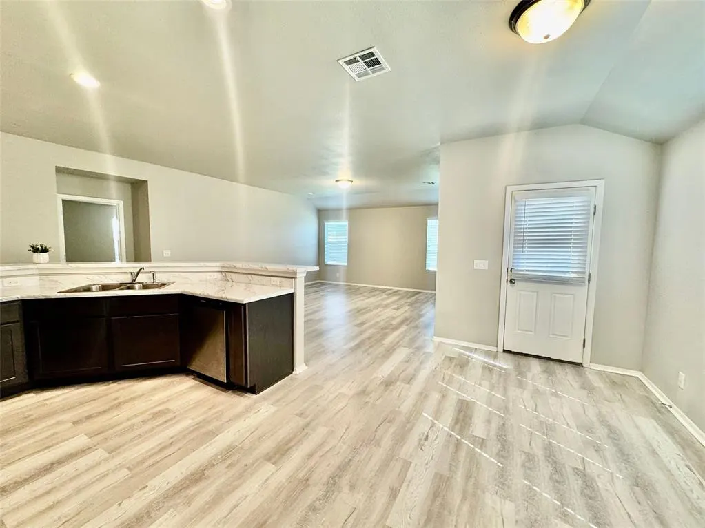 Photo 14 — 14233 N 73rd East Avenue, Collinsville, OK 74021
