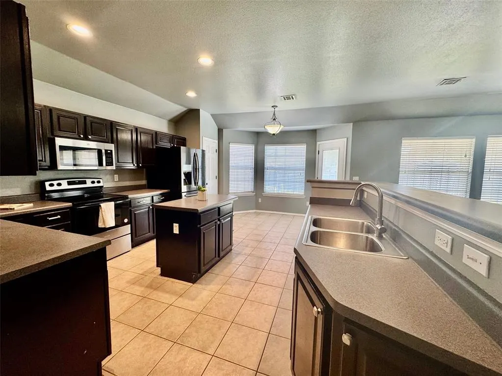 Photo 11 — 4425 S 199th East Avenue, Broken Arrow, OK 74014