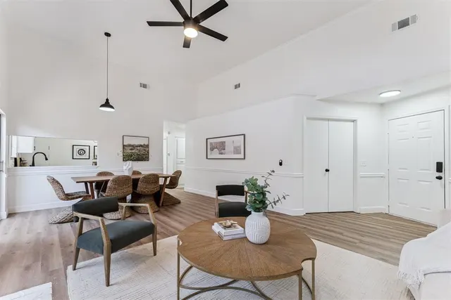 Photo 2 — 7734 Doris Drive, Oklahoma City, OK 73162
