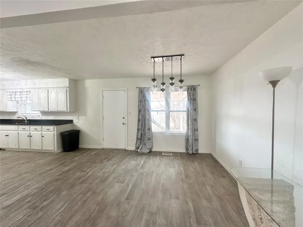 Photo 8 — 7 Tawana Drive, Shawnee, OK 74804