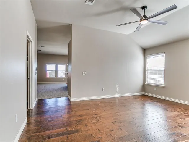 Photo 8 — 3113 Queenston Avenue, Norman, OK 73071