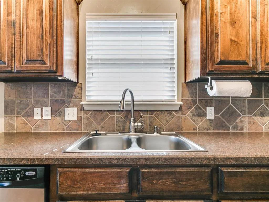 Photo 14 — 3113 Queenston Avenue, Norman, OK 73071