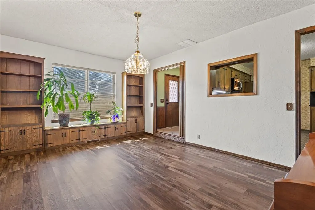 Photo 6 — 514 Oak Drive, Weatherford, OK 73096