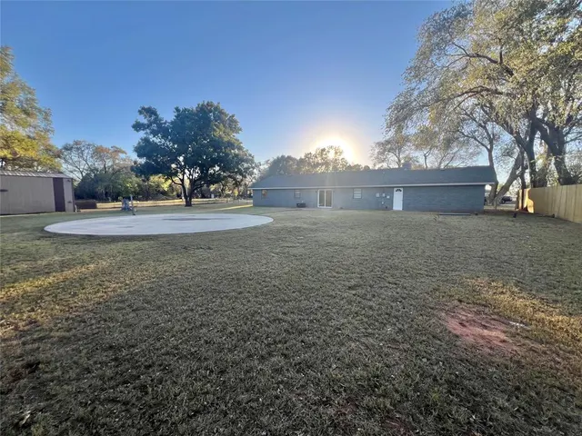 Photo 8 — 208 S 3rd Street, Sayre, OK 73662